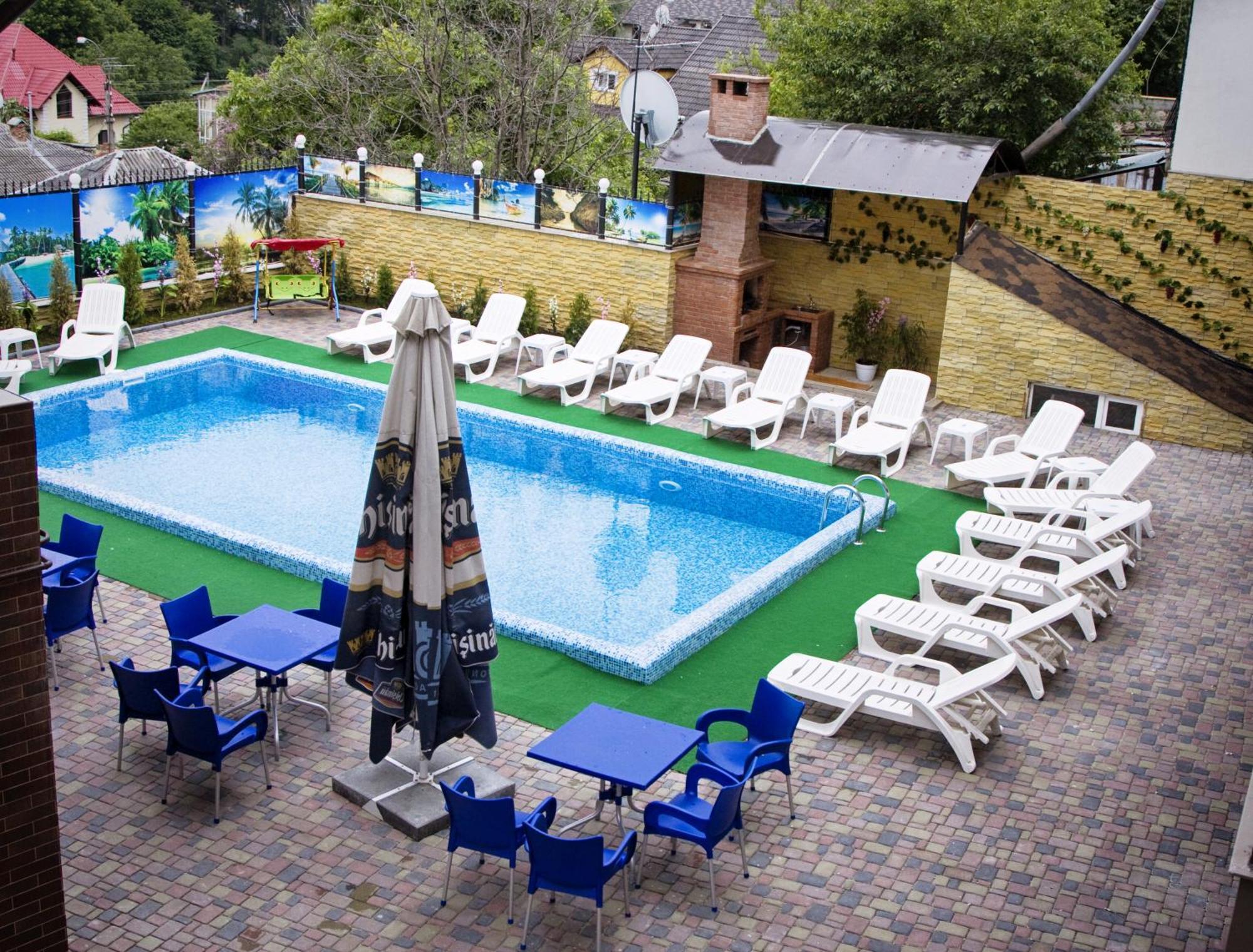 Lolo Hotel Chisinau Ngoại thất bức ảnh