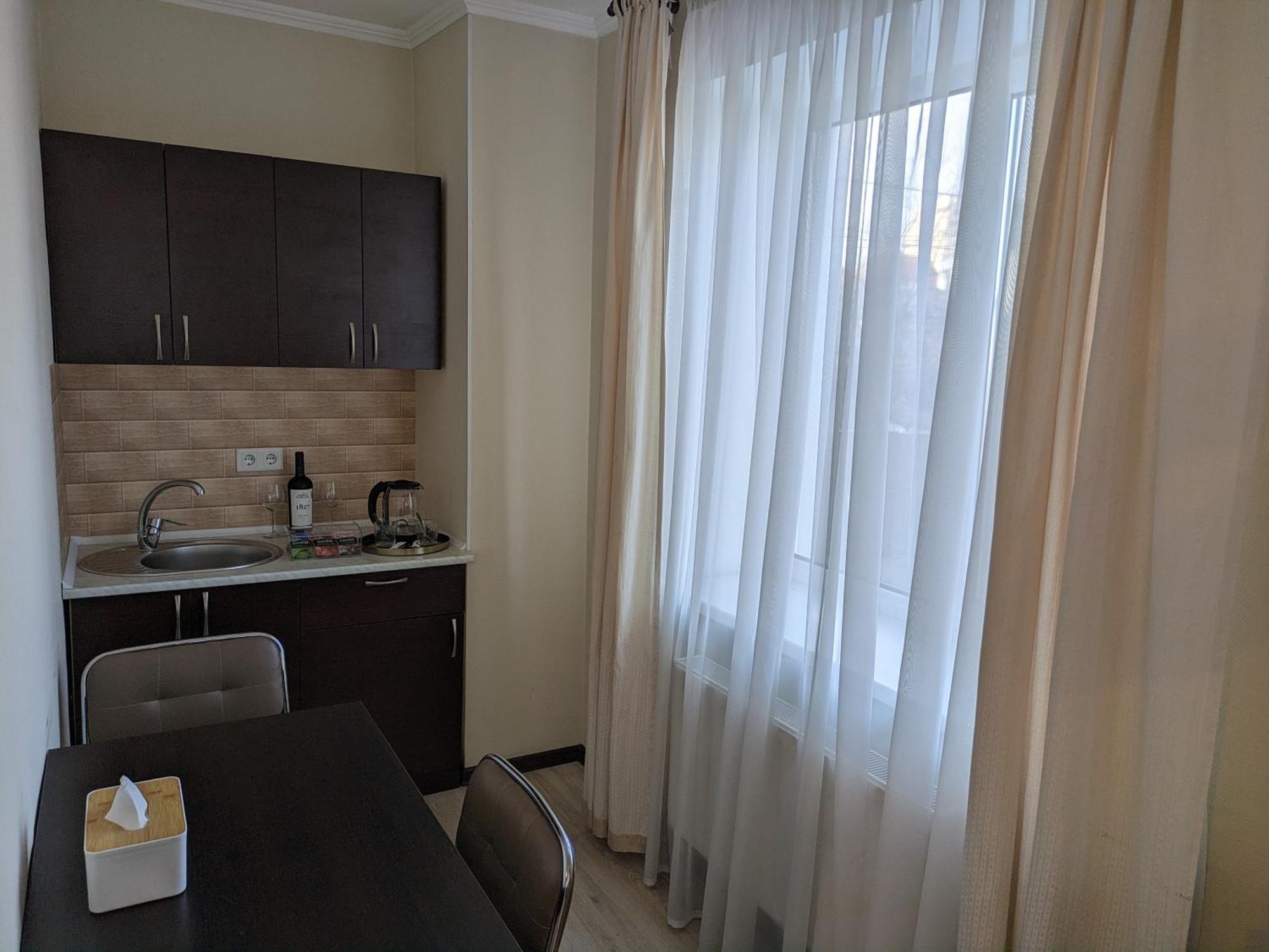 Lolo Hotel Chisinau Phòng bức ảnh